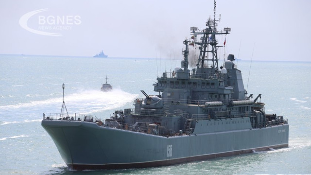 Ukraine attacked and destroyed the Russian warship Caesar Kunikov in the Black Sea